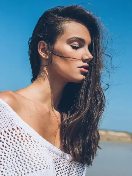 Hailey Outland Jigsaw Puzzle | 97279