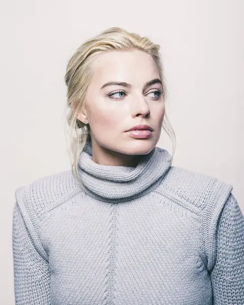 Margot Robbie Laminated | 51378