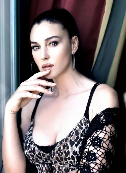 Monica Bellucci Laminated | 51929