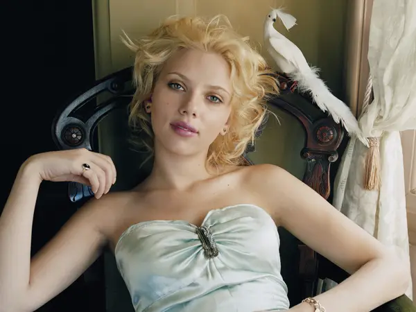 Scarlett Johansson Print Poster 52214