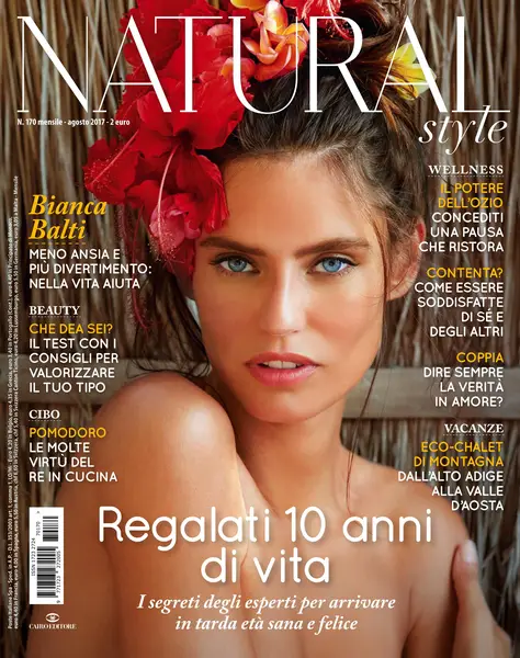 Bianca Balti Canvas | 36942