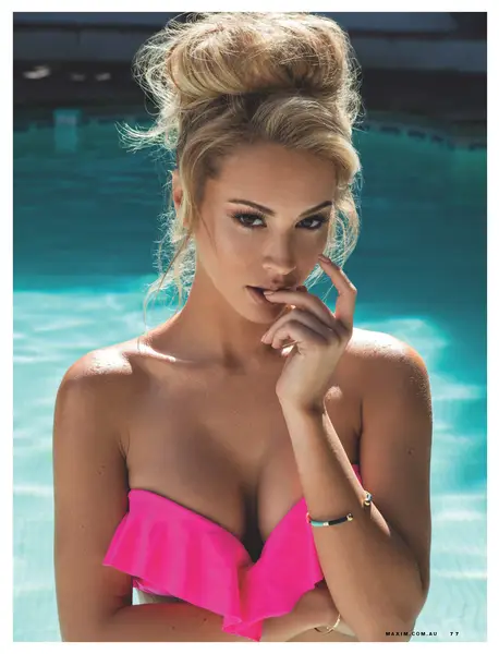 Bryana Holly Print Poster 38449