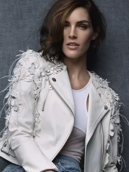 Hilary Rhoda Print Poster 48076