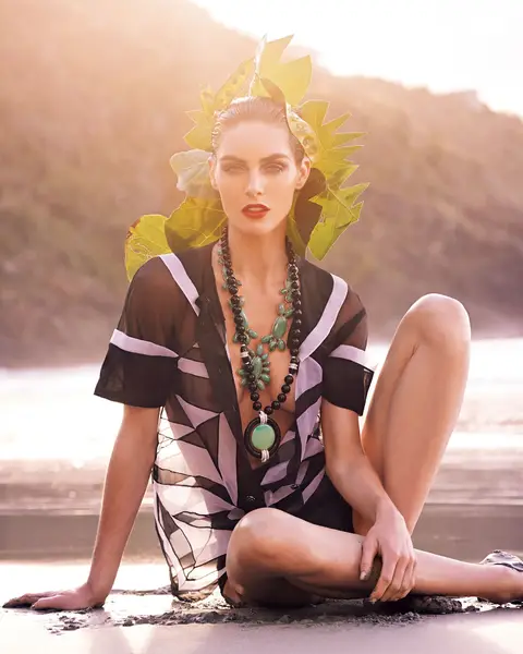 Hilary Rhoda Image Jpg | 48256