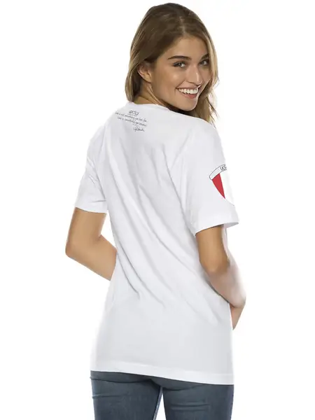 Daniela Lopez Osorio Canvas | 21585