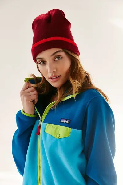 Daniela Lopez Osorio Canvas | 21694